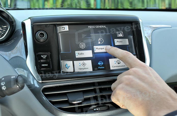 autoradio avec Bluetooth